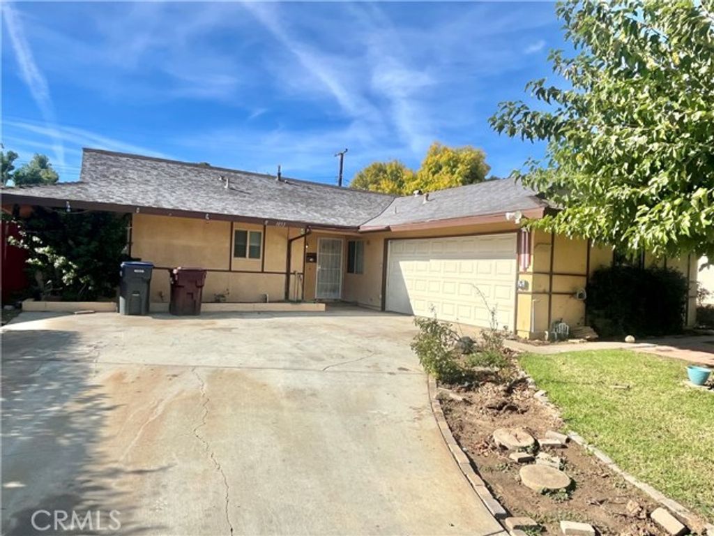 1053 Thompson, Banning, CA 92220