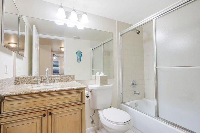 1601 Sabal Ridge Circle C, Palm Beach Gardens, FL 33418