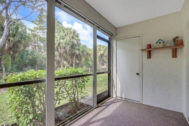 1601 Sabal Ridge Circle C, Palm Beach Gardens, FL 33418