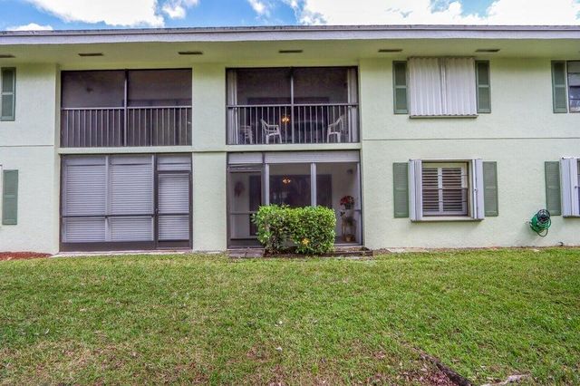 1601 Sabal Ridge Circle C, Palm Beach Gardens, FL 33418