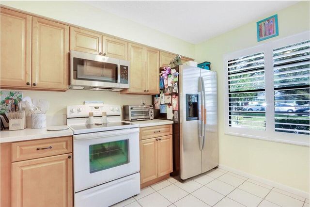 1601 Sabal Ridge Circle C, Palm Beach Gardens, FL 33418