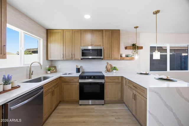 2024 E 7TH Avenue, Mesa, AZ 85204