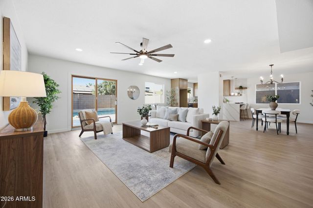 2024 E 7TH Avenue, Mesa, AZ 85204