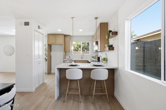 2024 E 7TH Avenue, Mesa, AZ 85204