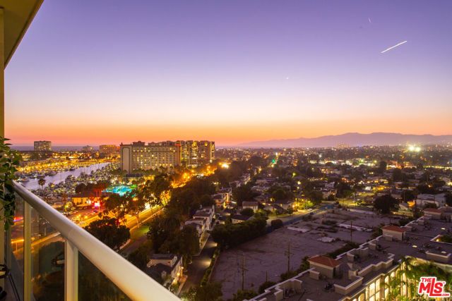 13700 Marina Pointe Drive 1507, Marina Del Rey, CA 90292