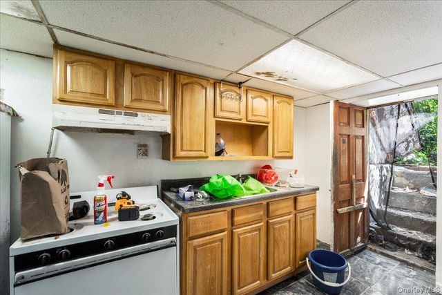 407 Eldert Lane, Brooklyn, NY 11208