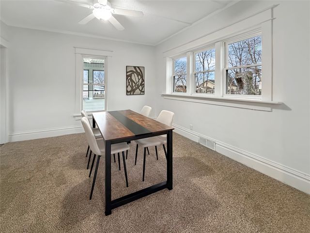 2906 Cambridge Street, Des Moines, IA 50313