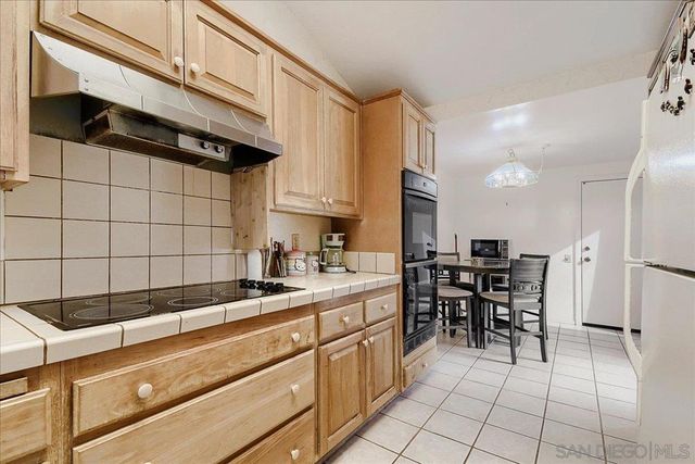 2237 Via Pedrera, La Jolla, CA 92037