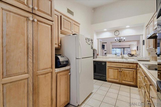 2237 Via Pedrera, La Jolla, CA 92037