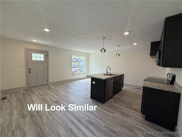 219 W 8th Street, New Albany, IN 47150