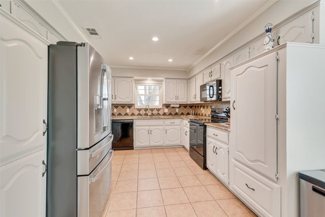 5411 Peach Tree Lane, Sachse, TX 75048