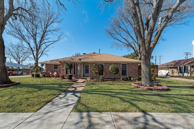 5411 Peach Tree Lane, Sachse, TX 75048