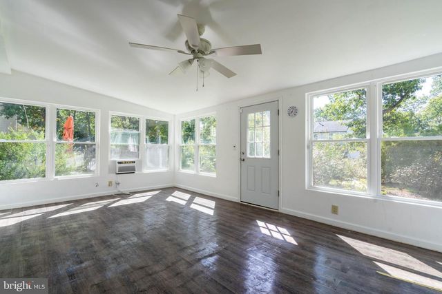 422 DEBBIE LN, Millville, NJ 08332