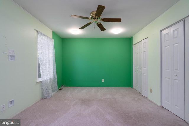 422 DEBBIE LN, Millville, NJ 08332