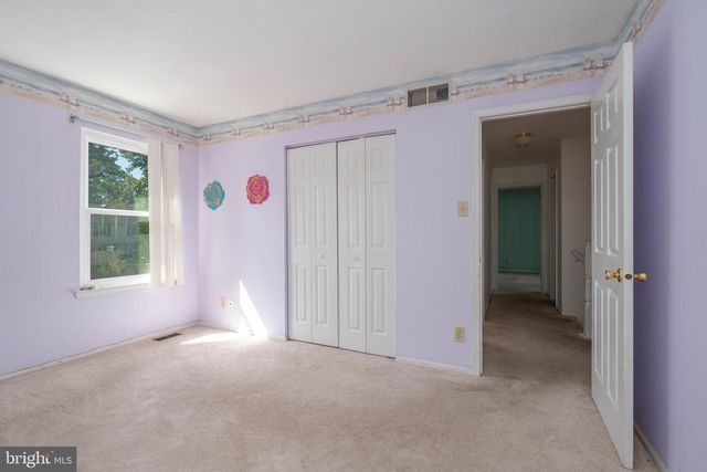 422 DEBBIE LN, Millville, NJ 08332