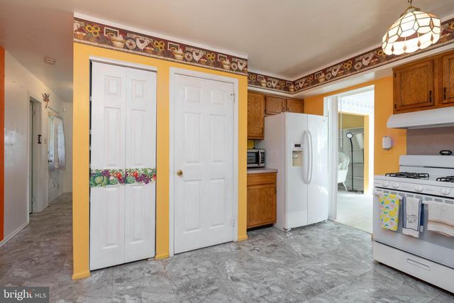 422 DEBBIE LN, Millville, NJ 08332