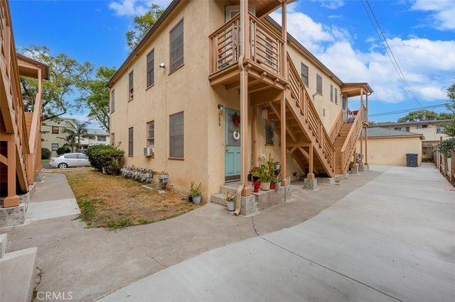 833 N Lacy Street, Santa Ana, CA 92701
