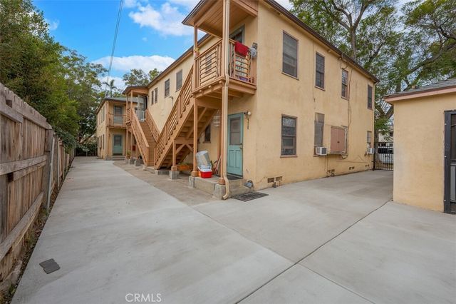 833 N Lacy Street, Santa Ana, CA 92701