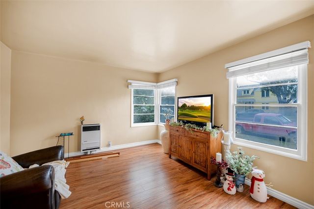 833 N Lacy Street, Santa Ana, CA 92701