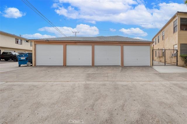 833 N Lacy Street, Santa Ana, CA 92701