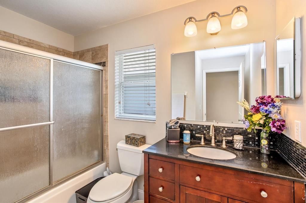 Image 25 of property listing at 5167 HOOK HOLLOW CIRCLE, Orlando, FL 32837
