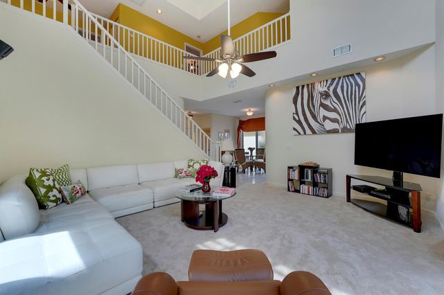 27 Via Del Corso, Palm Beach Gardens, FL 33418