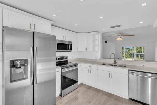 2505 Antigua Terrace E3, Coconut Creek, FL 33066