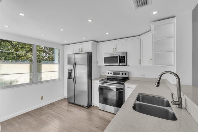2505 Antigua Terrace E3, Coconut Creek, FL 33066