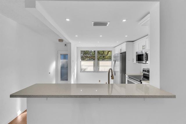 2505 Antigua Terrace E3, Coconut Creek, FL 33066