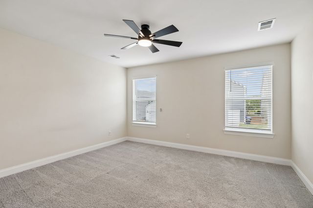 738 Prairie View Dr, Columbia, TN 38401