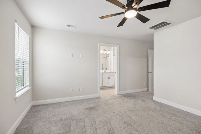 738 Prairie View Dr, Columbia, TN 38401