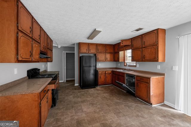 4442 Lombard Road, Ellenwood, GA 30294