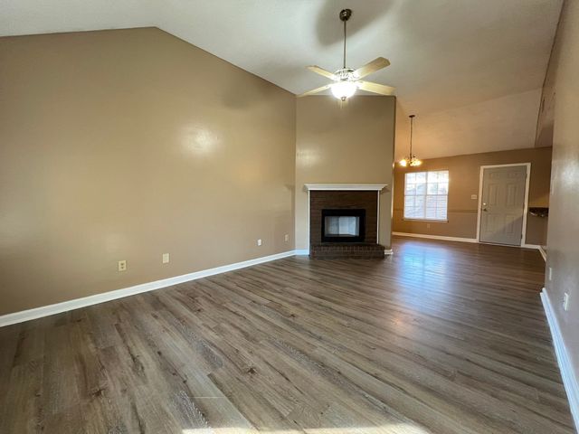 7932 ANNES CIR, Cordova, TN 38018