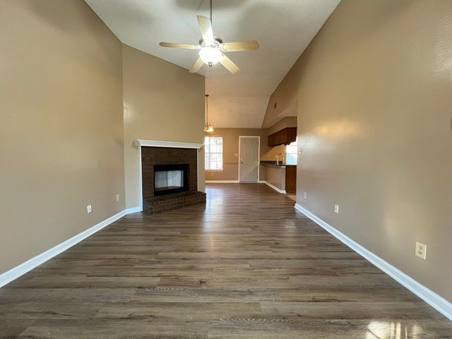 7932 ANNES CIR, Cordova, TN 38018