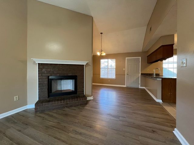 7932 ANNES CIR, Cordova, TN 38018