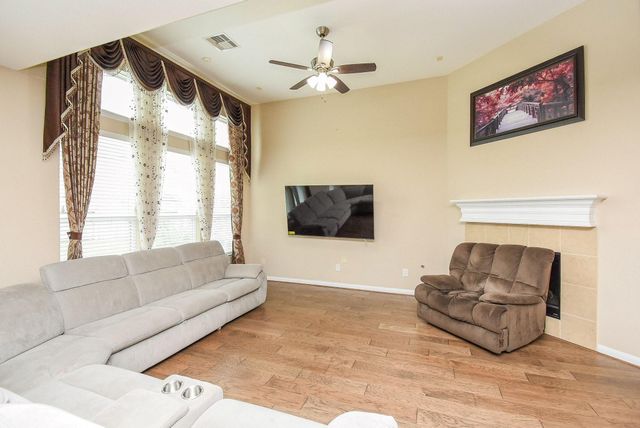 20371 Mathis Landing Dr, Cypress, TX 77433