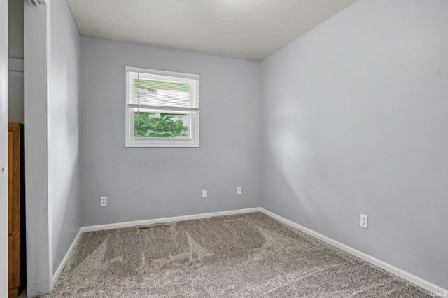 441 N Oakland Avenue, Mishawaka, IN 46544