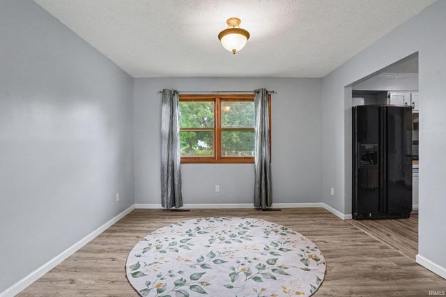 441 N Oakland Avenue, Mishawaka, IN 46544