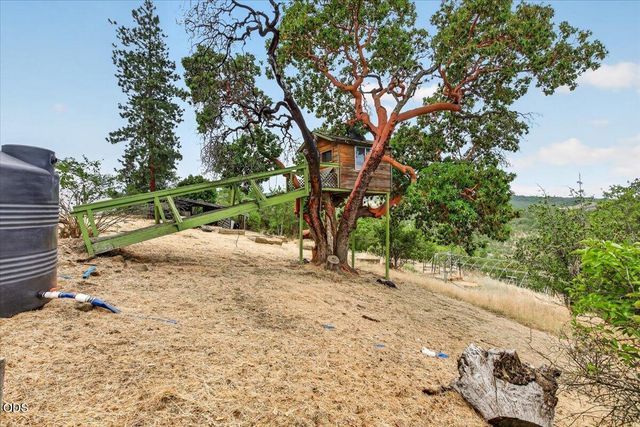 7065 Monte Vista Court, Eagle Point, OR 97524