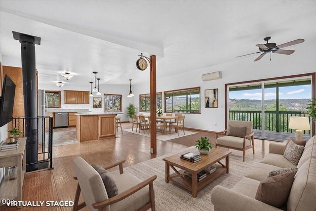 7065 Monte Vista Court, Eagle Point, OR 97524