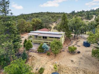 7065 Monte Vista Court, Eagle Point, OR 97524