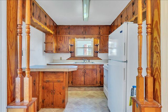 1517 5th ST, Radford, VA 24141