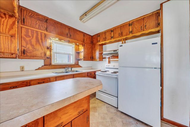 1517 5th ST, Radford, VA 24141