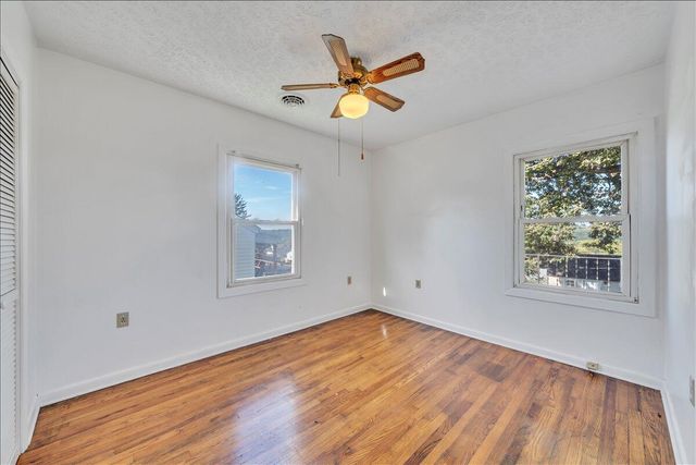 1517 5th ST, Radford, VA 24141