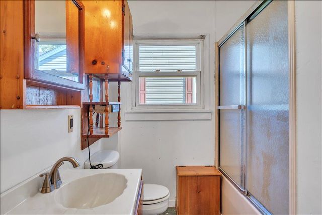 1517 5th ST, Radford, VA 24141