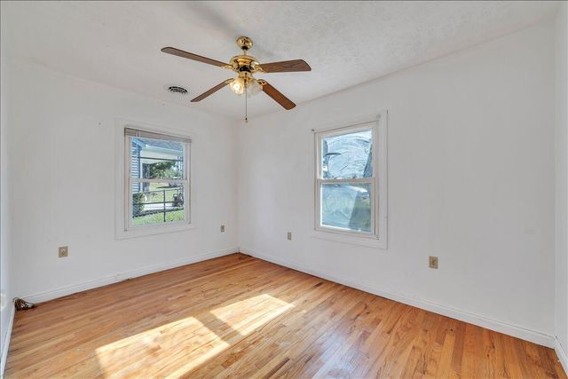 1517 5th ST, Radford, VA 24141