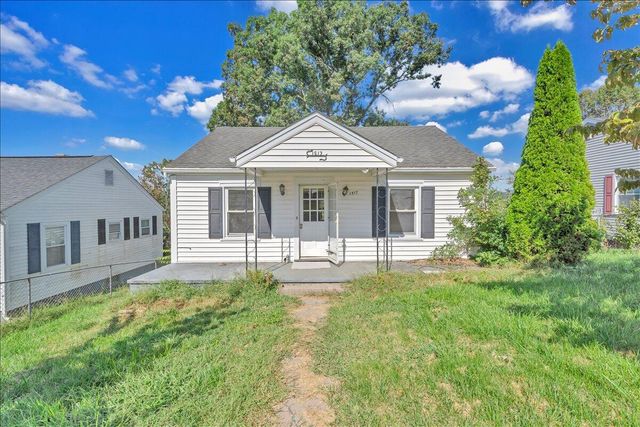 1517 5th ST, Radford, VA 24141