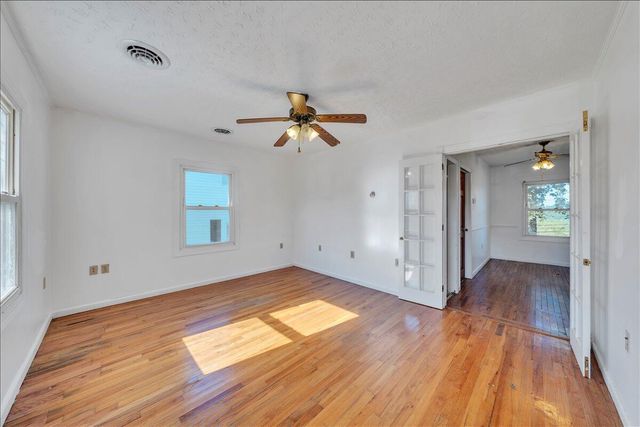 1517 5th ST, Radford, VA 24141