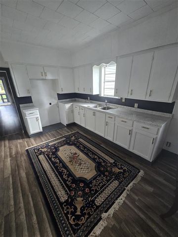 610 W 9TH Avenue, Oberlin, LA 70655