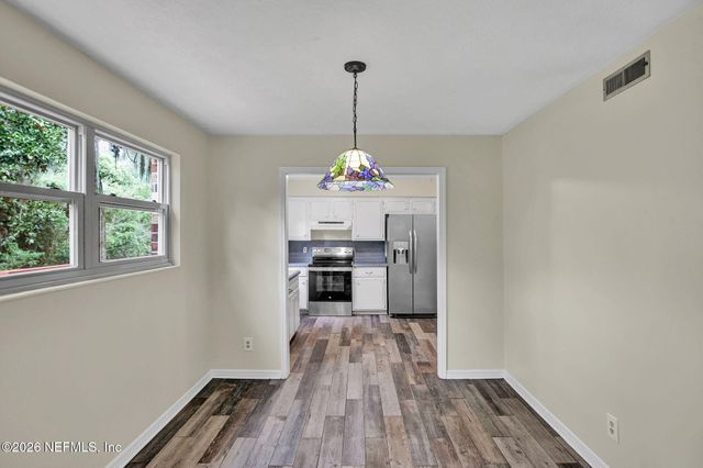 4054 SABEL Drive, Jacksonville, FL 32277